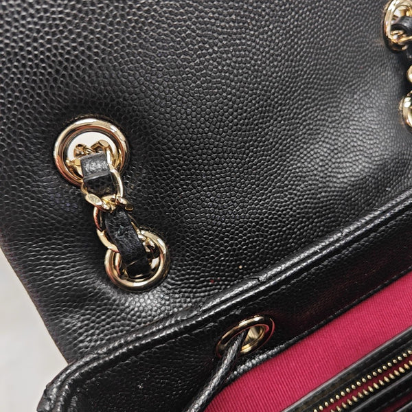 URBAN SPIRIT Quilted Grained Calfskin Black