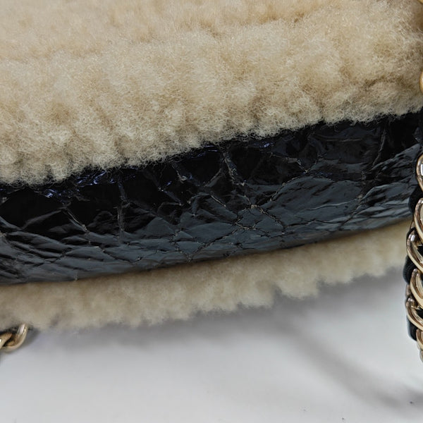 SHEARLING CC MANIA Lambskin Black