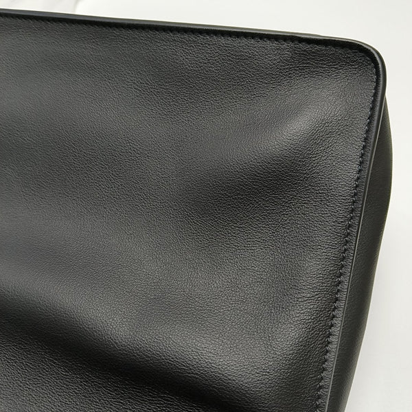 Flip Medium Calfskin Black