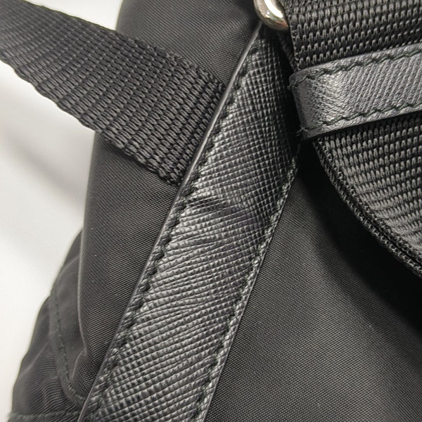 Re-Nylon Medium Nylon Black