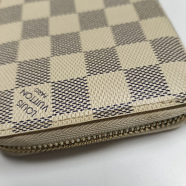 ZIPPY Damier Azur Coated Canvas White Wallet