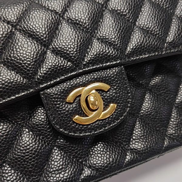 CLASSIC FLAP Small Quilted Grained Calfskin Black