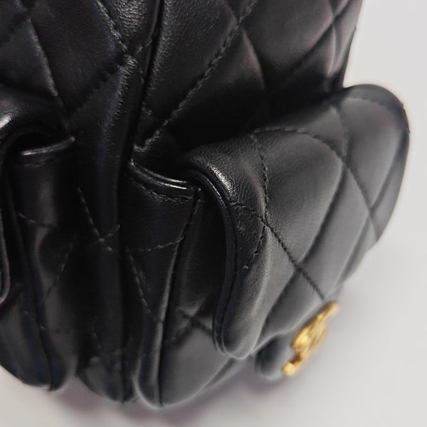Quilted Lambskin Shoulder Bag Black