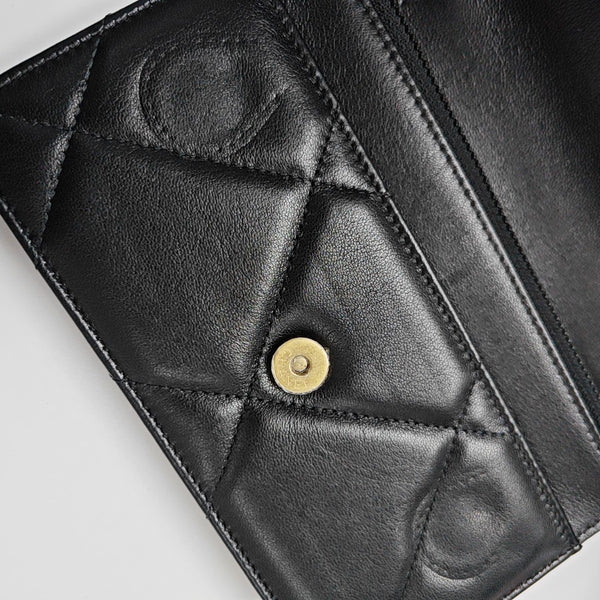 CHANEL 19 WOC Quilted Lambskin Black