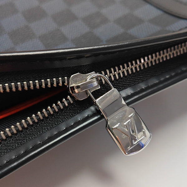 Pochette Voyag MM Damier Coated Canvas Blue