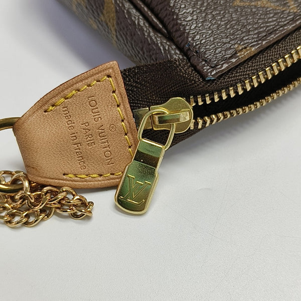 ACCESSOIRES Monogram Coated Canvas Brown