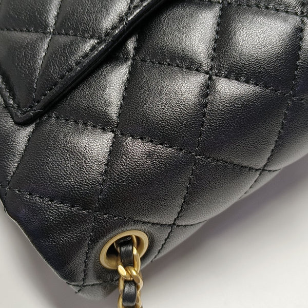 CLASSIC FLAP Mini Quilted Lambskin Black
