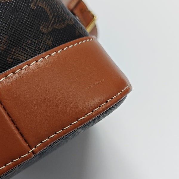TRIOMPHE CANVAS Small Coated Canvas Brown