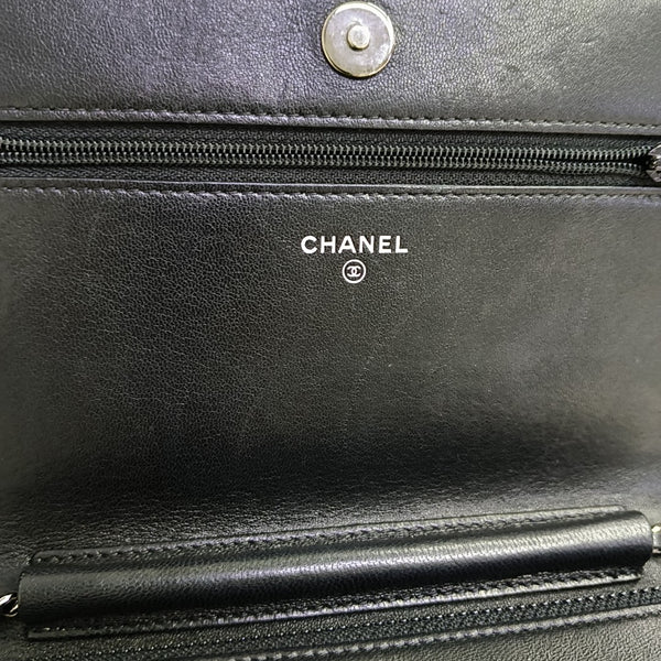 Quilted Calfskin Shoulder Bag Black