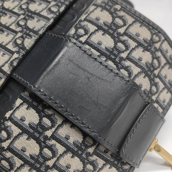 30 Montaigne Mini Oblique Canvas Blue
