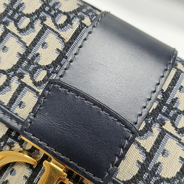 30 Montaigne Oblique Canvas Blue