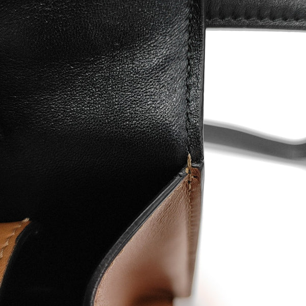 CLASSIC BOX Calfskin Black