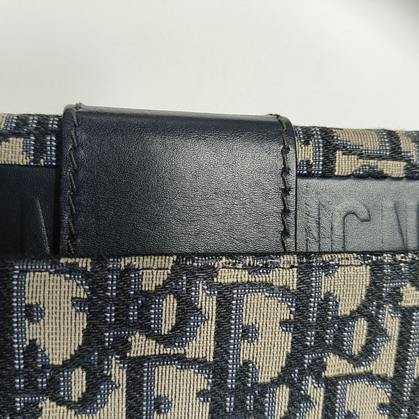 30 Montaigne Mini Oblique Canvas Blue