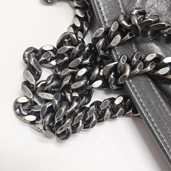 NIKI Medium Chevron Calfskin Gray