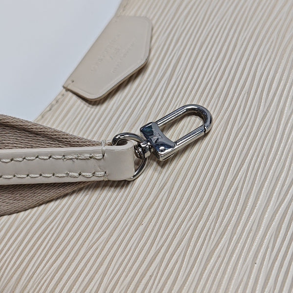 EASY POUCH ON STRAP Epi Beige