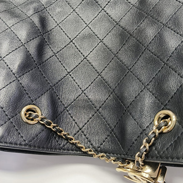 DRAWSTRING Quilted Calfskin Black