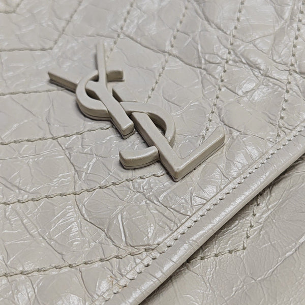 NIKI Medium Chevron Calfskin White