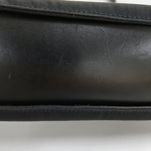 Canvas Black