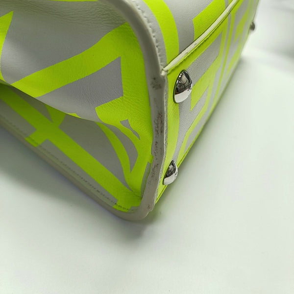 Authenticated pre-owned Peekaboo Mini Calfskin White - Shoulder Bag at Looply