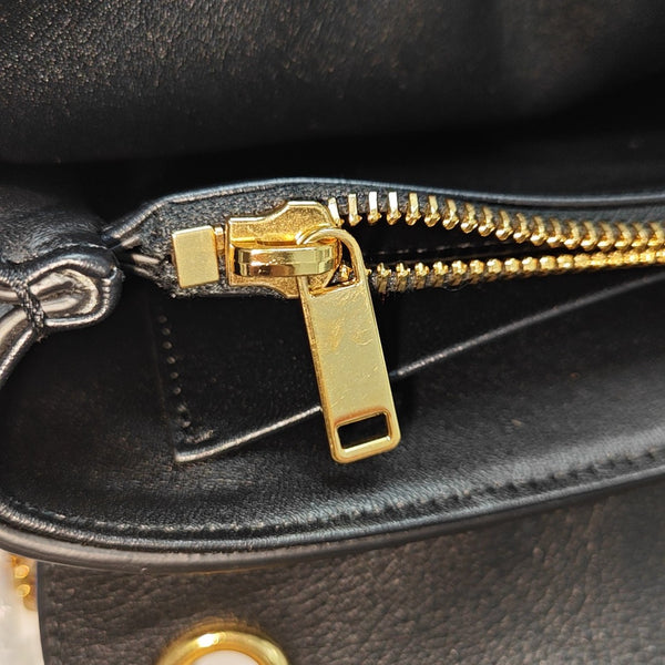 TEEN VICTOIRE Medium Calfskin Black