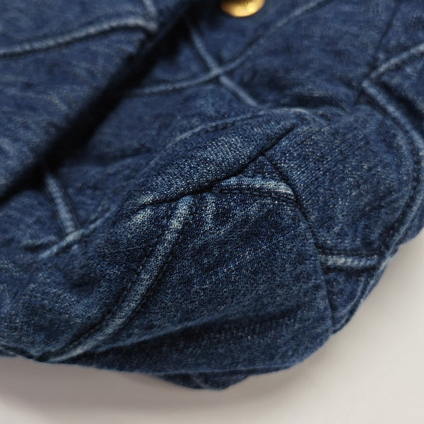 CHANEL 19 Maxi Quilted Denim Blue