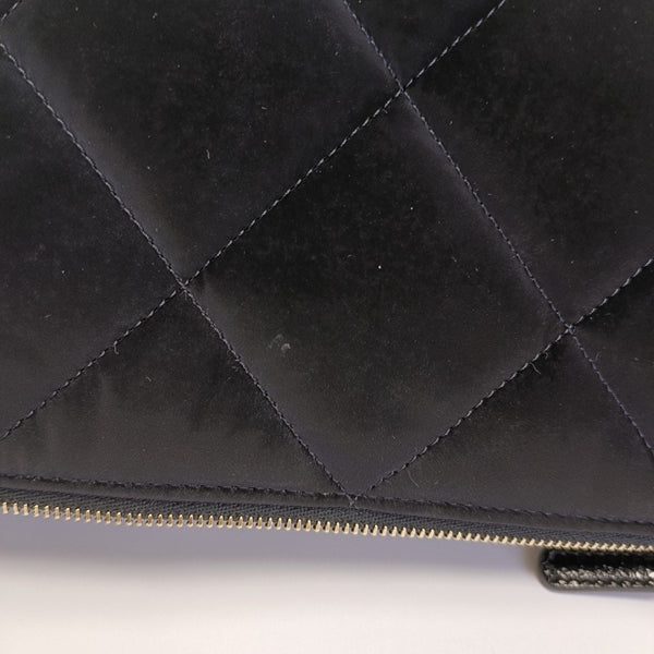 Quilted Velvet Black