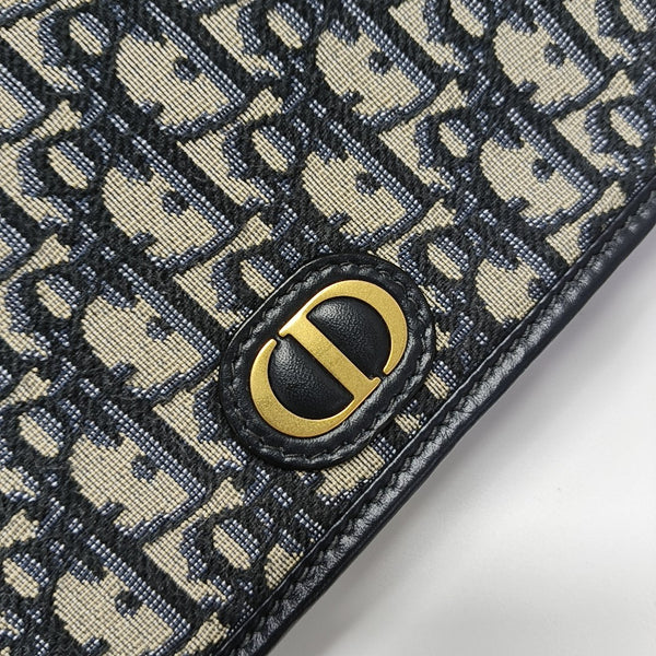 30 Montaigne Lona Monogram Beige
