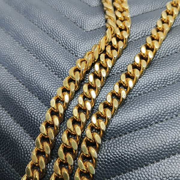 MONOGRAM Medium Chevron Calfskin Gray