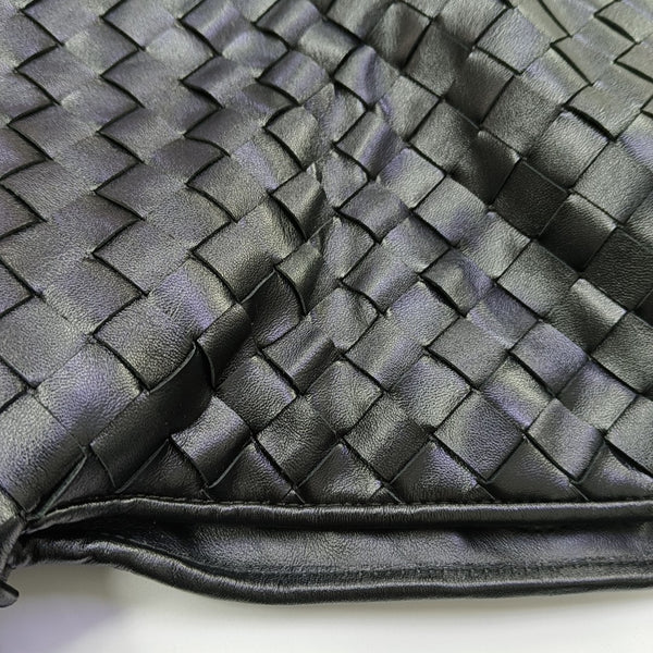 Hop Calfskin Black
