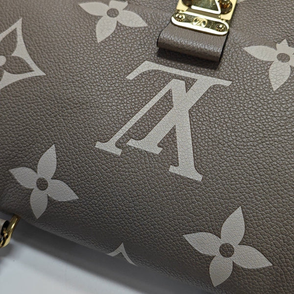 MADELEINE Monogram Calfskin Gray