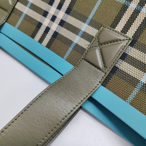 London Medium Canvas Green