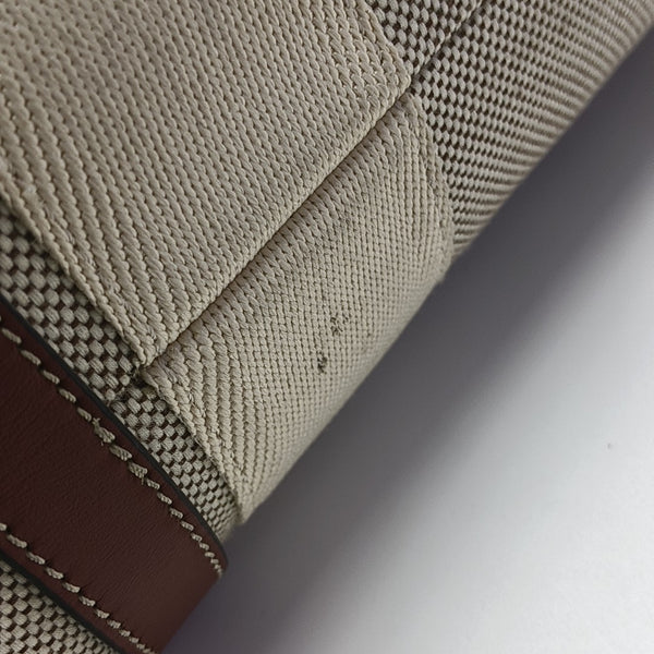 Woody Medium Canvas Beige