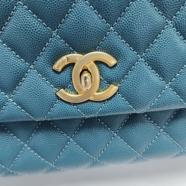 COCO HANDLE Medium Quilted Grained Calfskin Blue