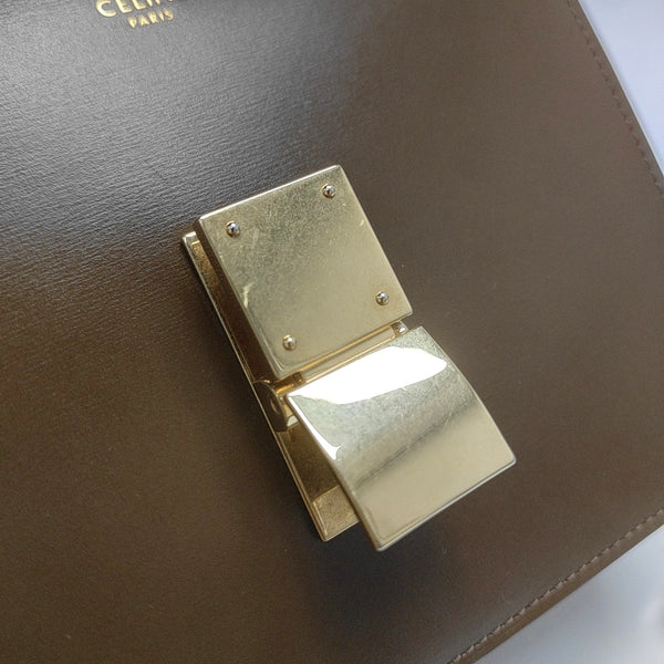 CLASSIC BOX Small Calfskin Brown