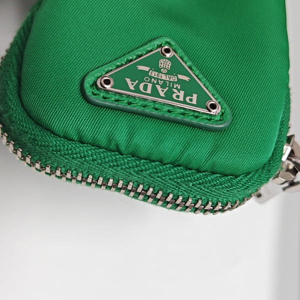 Re-Edition2000 Nylon Green