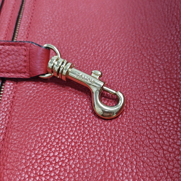 TRAPEZE Medium Calfskin Red