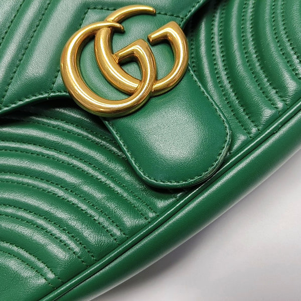 Authenticated pre-owned GG Marmont Medium Quilted Calfskin Green - Shoulder Bag at Looply