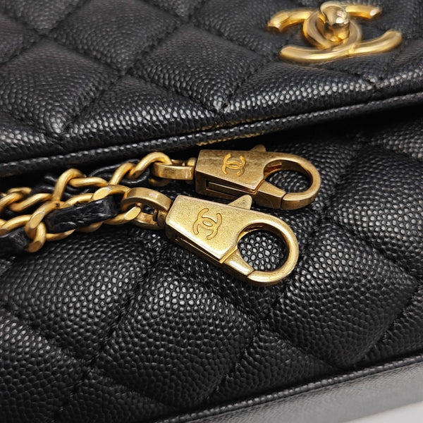 COCO HANDLE Small Quilted Grained Calfskin Black