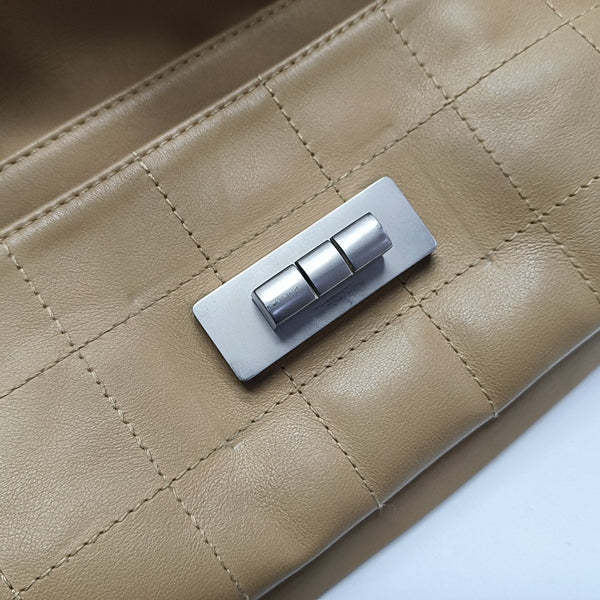 2.55 227 Calfskin Beige