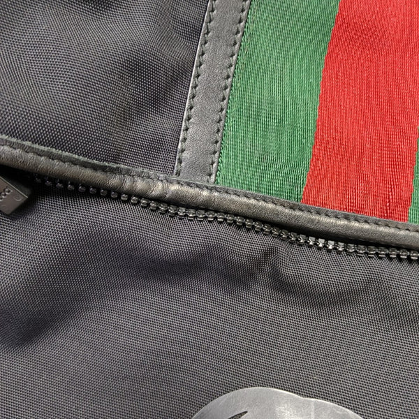 Signature Canvas Black