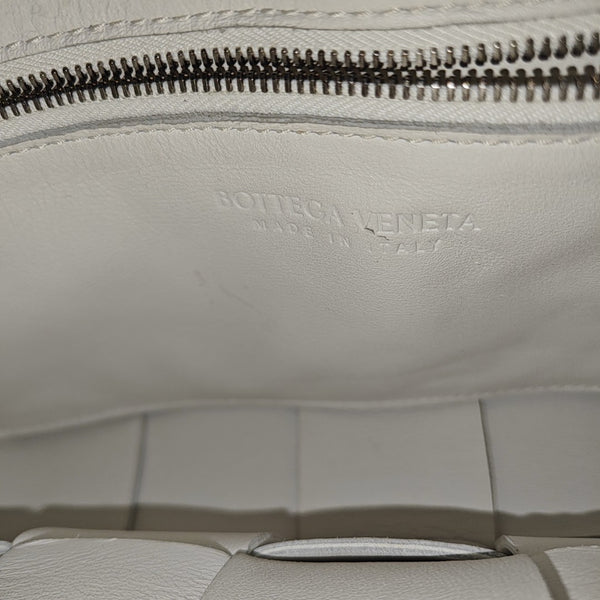 Cassette Medium Calfskin White