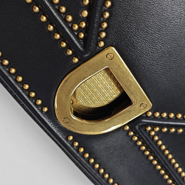 Diorama Medium Cannage Calfskin Black