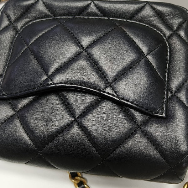 Quilted Lambskin Crossbody Bag Black