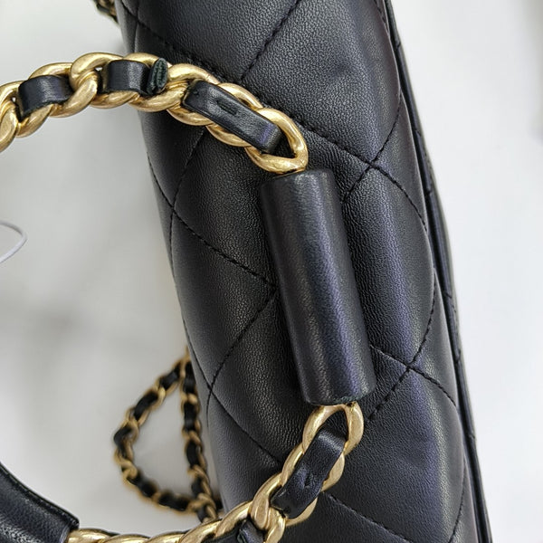 IN THE LOOP Quilted Lambskin Black