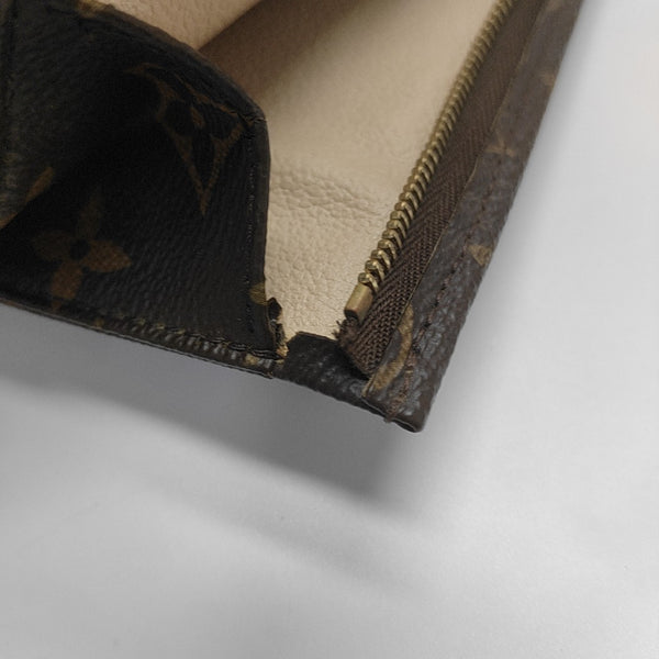 TOILET POCKET 26 Monogram Coated Canvas Brown