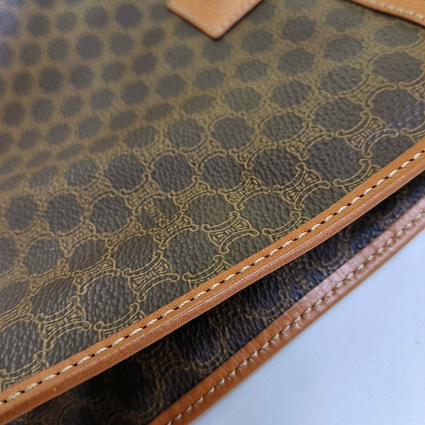 Coated Canvas Brown