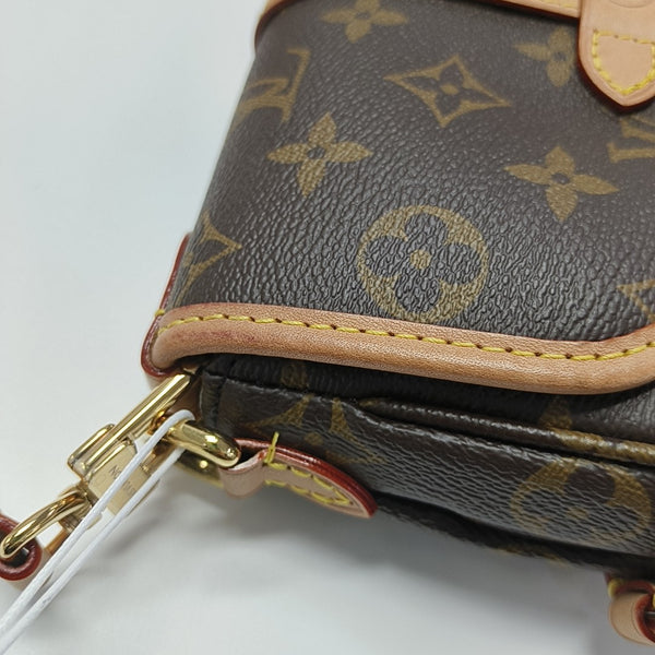 SAUMUR BB Monogram Coated Canvas Brown