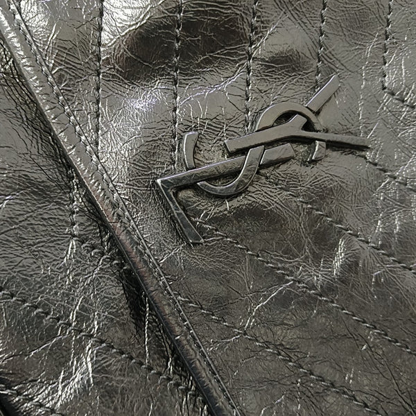 NIKI Medium Chevron Calfskin Black