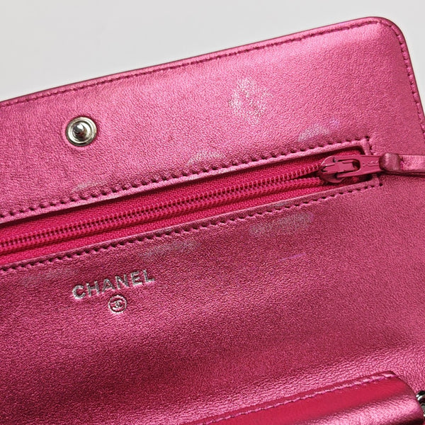 BOY CHANEL WOC Quilted Patent Leather Red