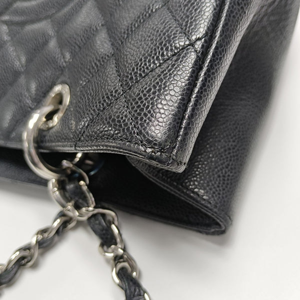 CHANEL GST Large Quilted Grained Calfskin Black